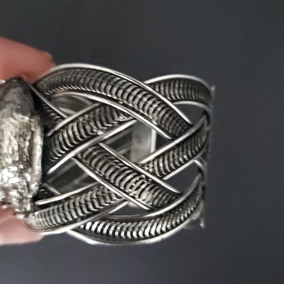 Brutalist Wide Cuff Bracelet Rustic Silver Tone Elephant Applique Woven Design - Picture 4 of 9